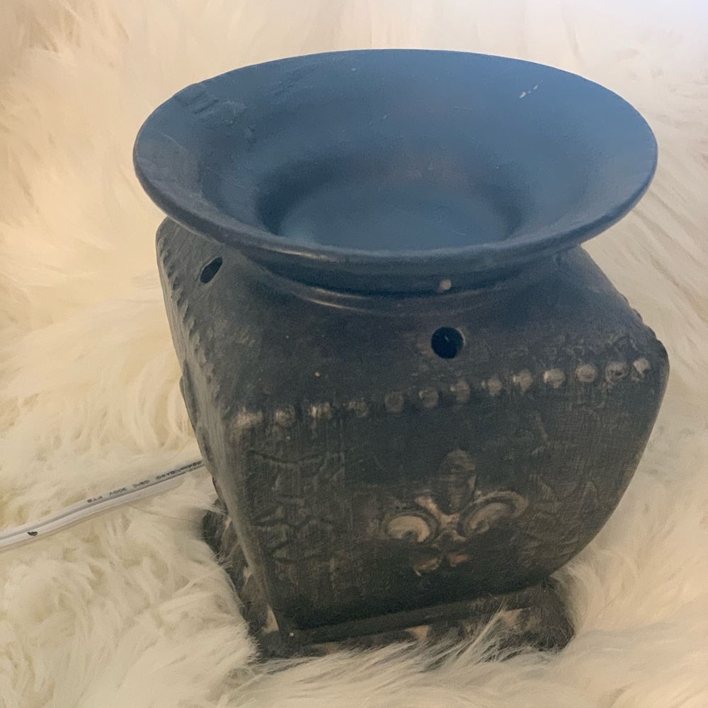 Wax warmer